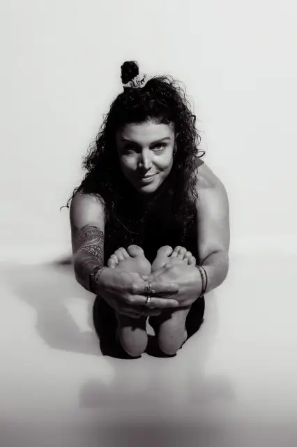 Elisa Schoepf - Certified Online Yoga Teacher on Reshanti